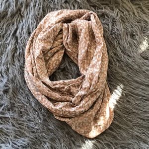 Infinity scarf